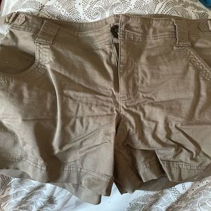 Athleta khaki shirts- size 8. Never worn